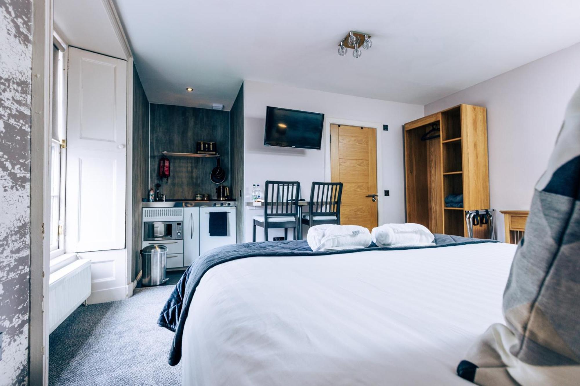 The Tower Gastro Pub & Apartments Crieff Chambre photo