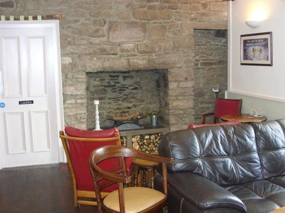 The Tower Gastro Pub & Apartments Crieff Extérieur photo